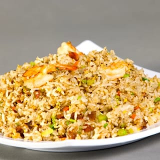 R11. Cơm Chien / 杨州炒饭